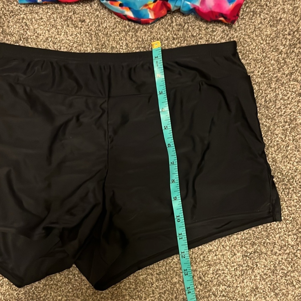 St. John’s Bay  swimsuit top & shorts size 10 - Picture 11 of 12